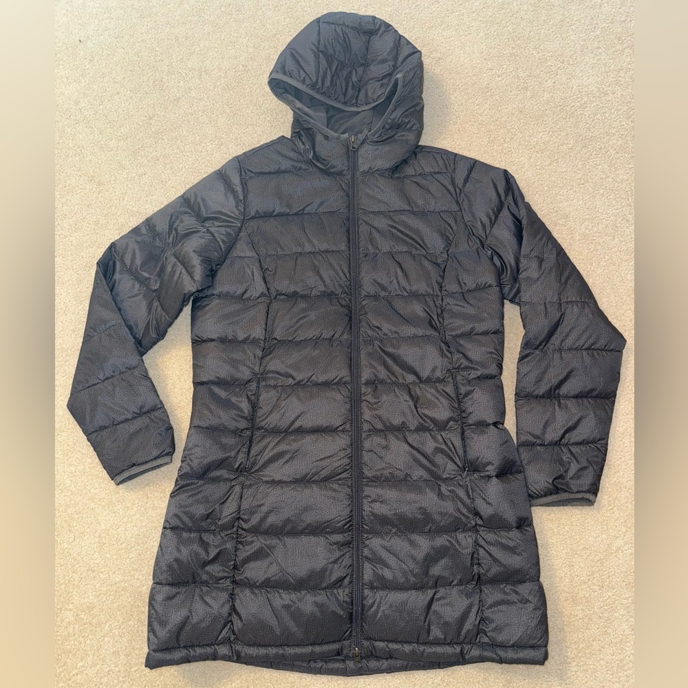 Amazon Essentials Women's Gray Puffer coat Jacket L EUC